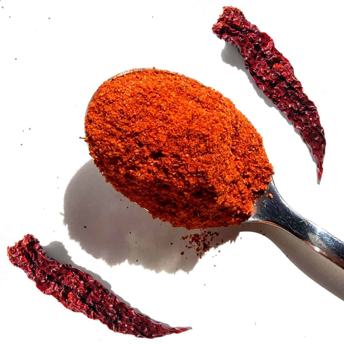 Kashmiri Red Chilli (Kashmiri Laal Mirch) Powder.